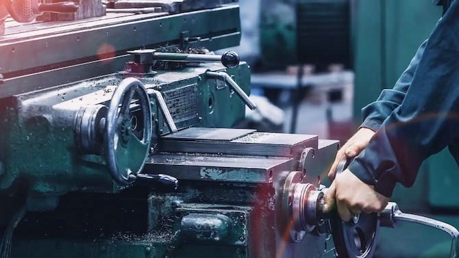 5 sinais de que sua produção está pedindo máquinas especiais industriais personalizadas